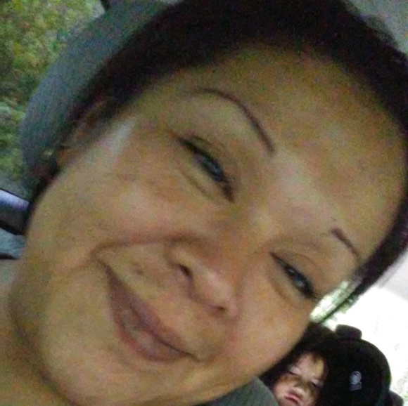 Meet your Posher, Alicia - Picture 1 of 1